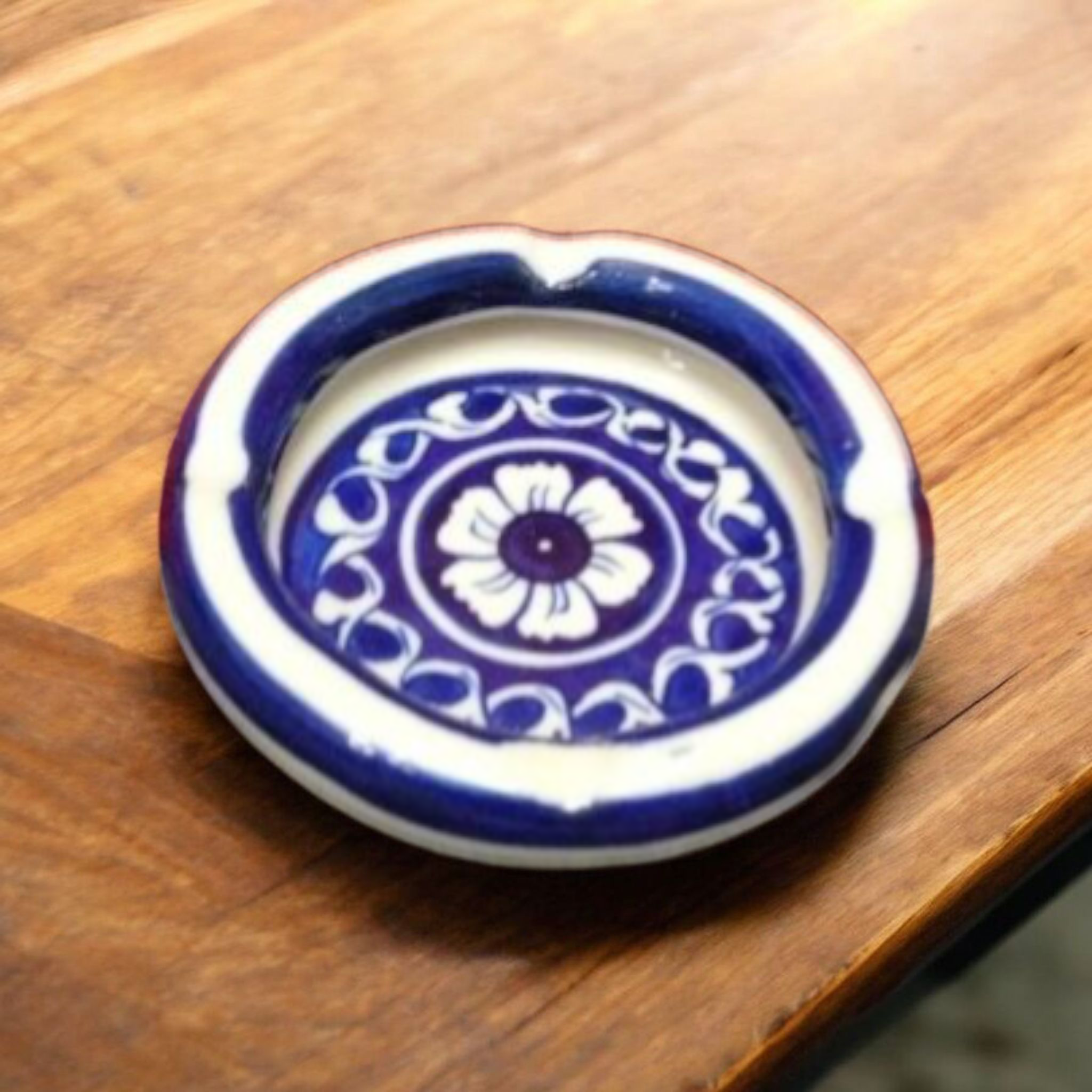 Large Ceramic Ash Tray – Modern Table Essential